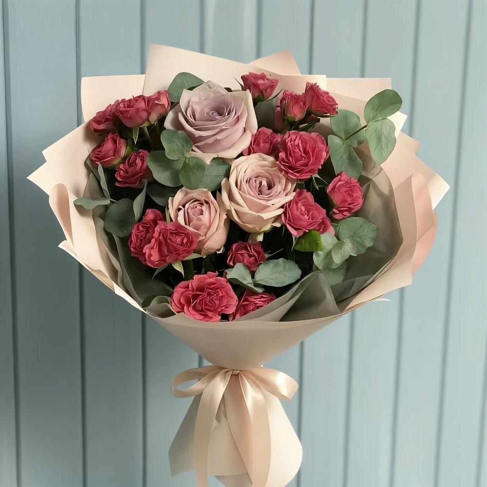 Букет цветов из: Гвоздики и Розы в Арье