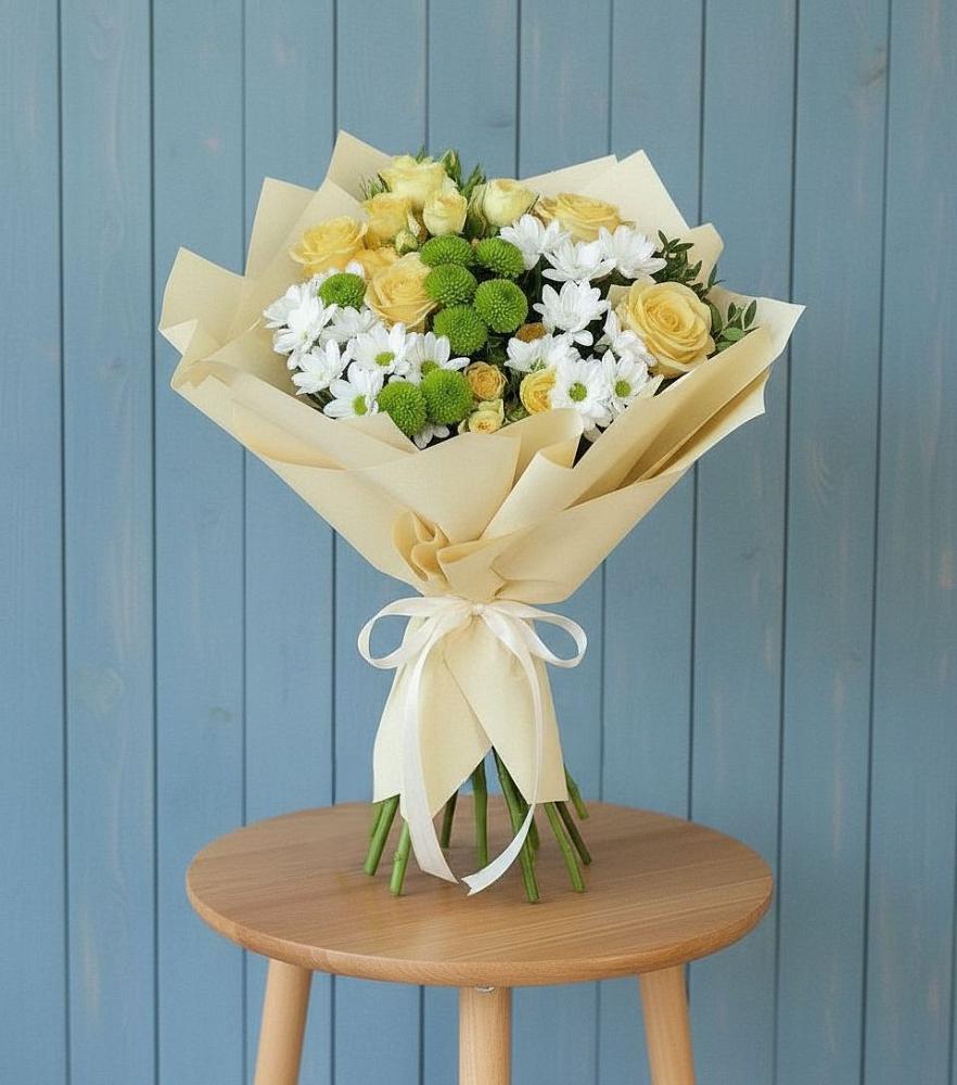 Букет цветов из: Хризантемы и Розы в Арье