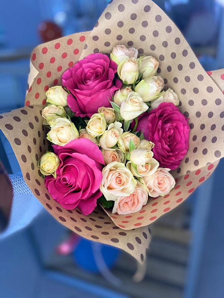 Букет цветов из: Розы в Арье