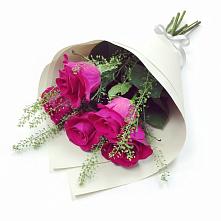 Букет цветов из:  Розы в Арье