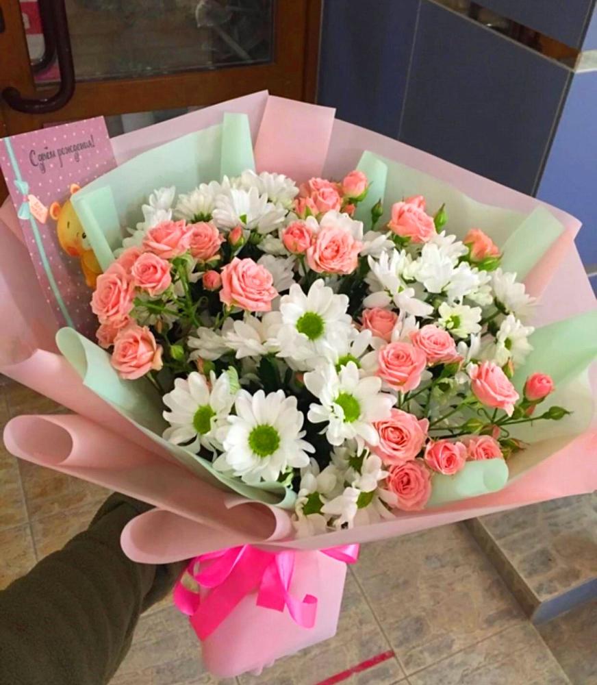 Букет цветов из: Розы и Хризантемы в Арье