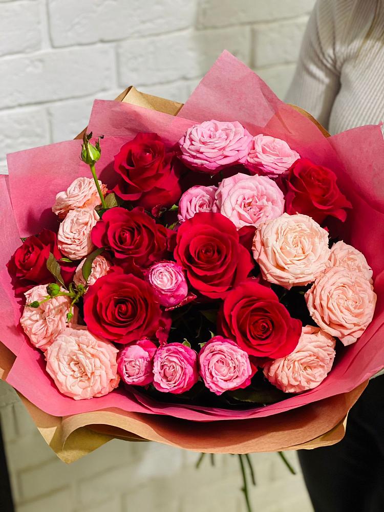 Букет цветов из: Розы в Арье