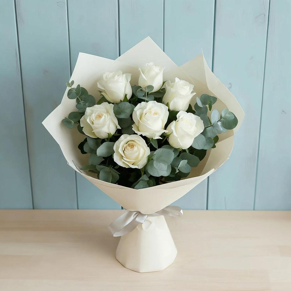 Букет Белые розы в Эвкалипте в Арье