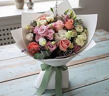 Букет цветов из:  Розы, Лизиантусы и Гвоздики #REPLACE_PRED# Арье