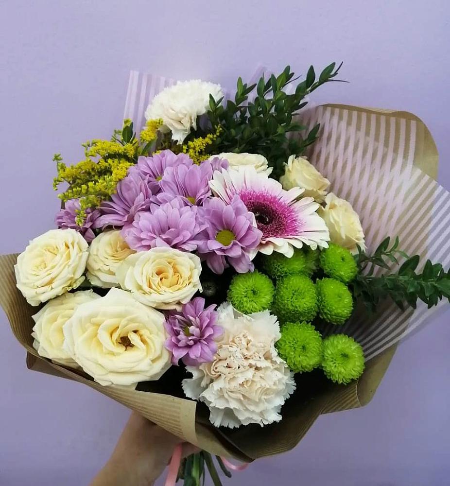 Букет цветов из: Хризантемы, Розы, Гвоздики и Герберы в Арье