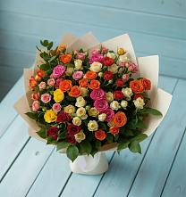 Букет Микс из разноцветных кустовых роз в Арье