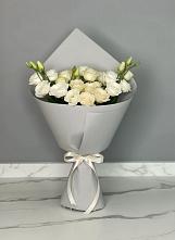 Букет цветов из:  Розы и Лизиантусы в Арье